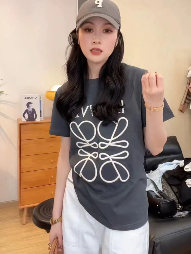灰色短袖T恤女2024夏裝新款正肩寬鬆印花潮牌半袖顯瘦圓領上衣女