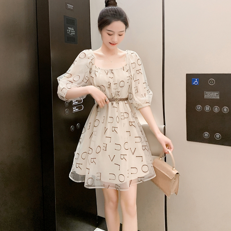 原版做工法式優雅氣質方領超仙女甜美網紗收腰連衣裙夏2024新