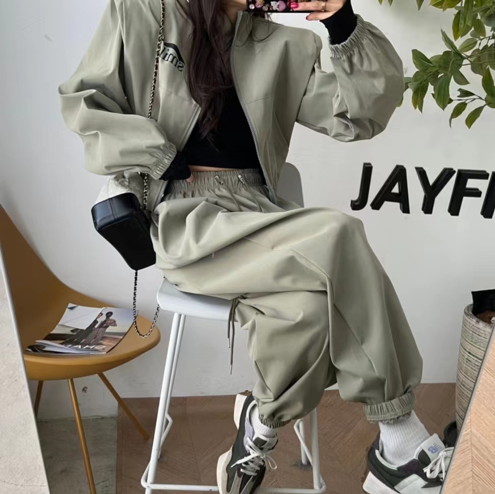 South Korea's Dongdaemun spring new stand-up collar zipper top + casual pants