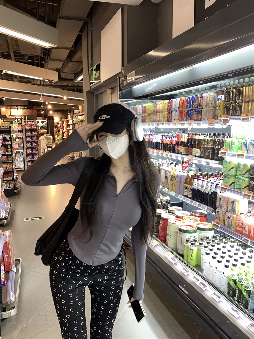 實拍  內搭修身顯瘦長袖t恤上衣微喇休閒褲女百搭黑色褲子