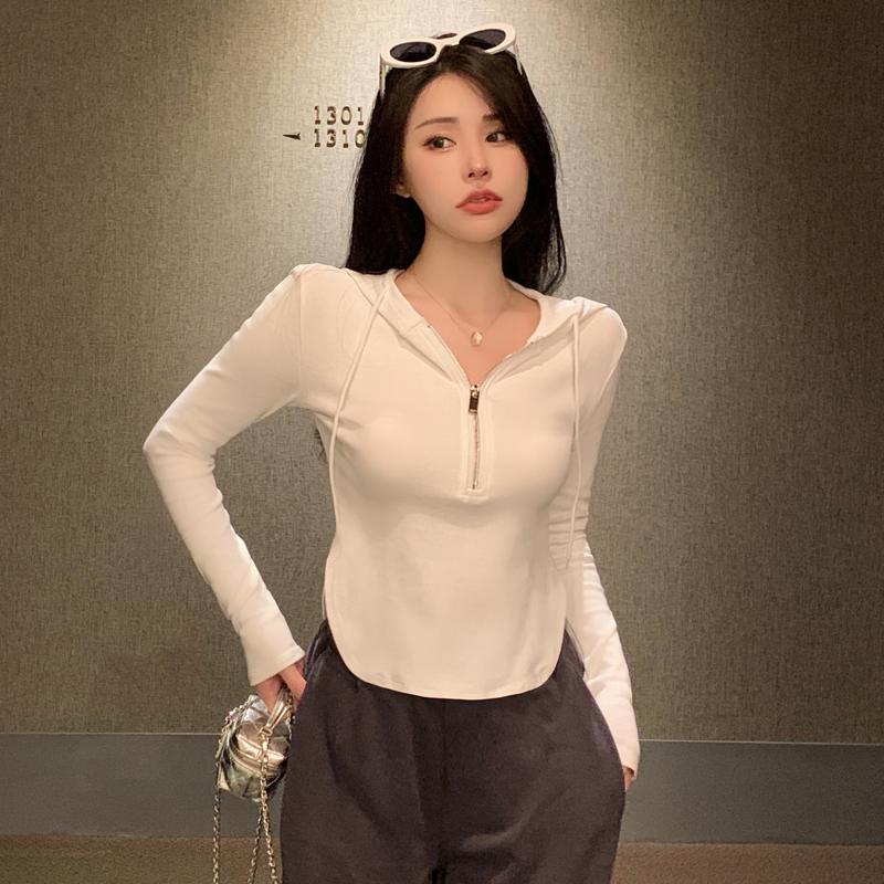 Real shot of 2024 spring chic ins trendy hooded zipper top for small people with design sense of slim long-sleeved T-shirt for women