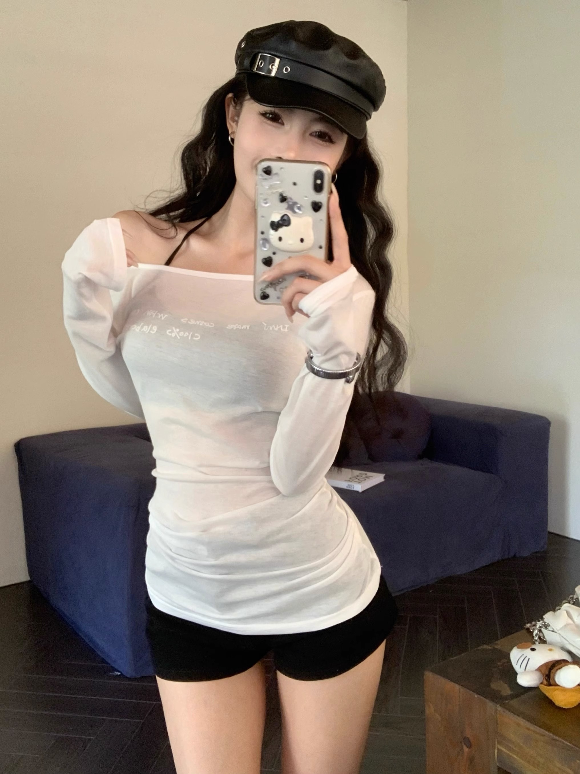 性感露肩長袖防曬T恤女薄款純欲修身字母印花上衣
