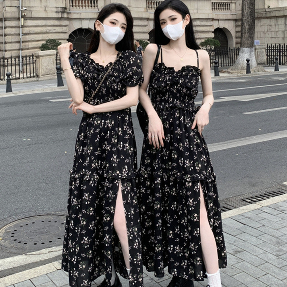 法式茶歇黑色碎花吊帶連衣裙女夏季高級感氣質收腰顯瘦開叉長裙子