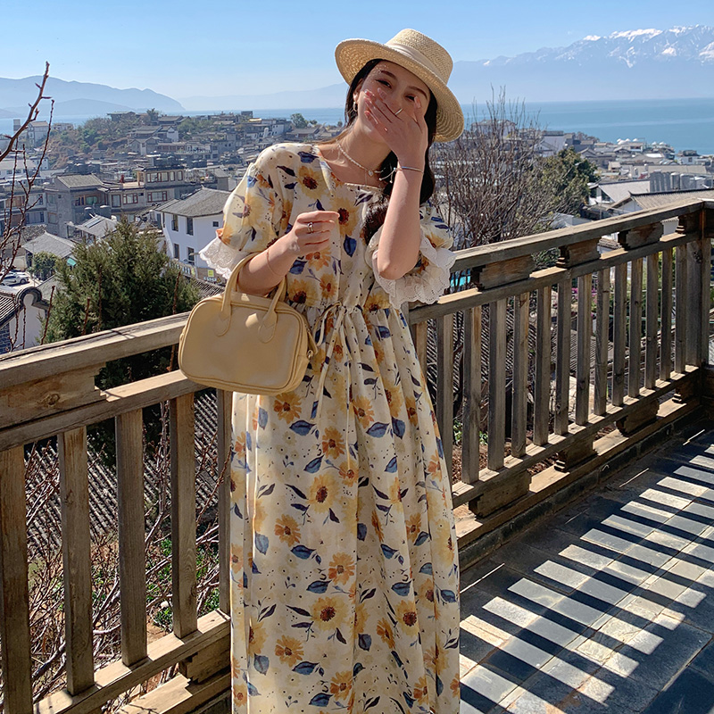 實拍~2024大碼女裝夏季胖mm必備百搭顯瘦新款寬鬆碎花連衣裙