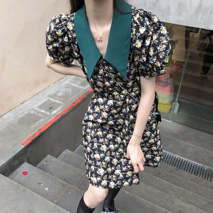 復古油畫風碎花裙初戀小裙子束腰裙連衣裙夏法式V領短裙