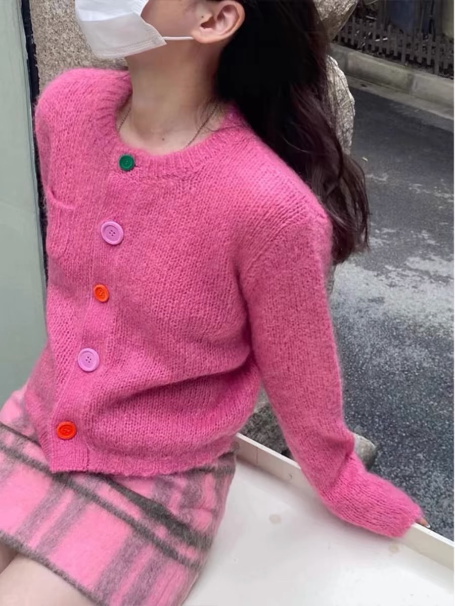 2024春晚章若楠同款馬海毛彩色紐扣開衫圓領長袖毛衣外套女潮