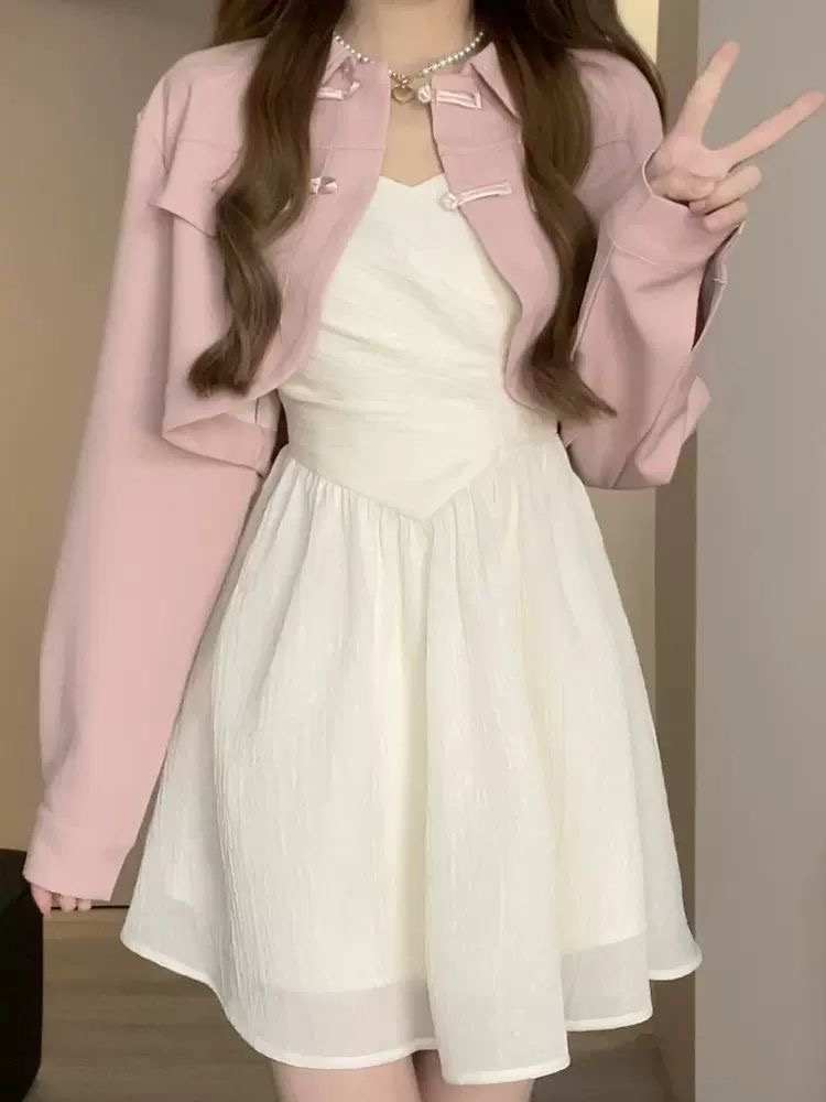 法式溫柔風海邊白色吊帶連衣裙子女夏季2024年新款收腰小個子長裙