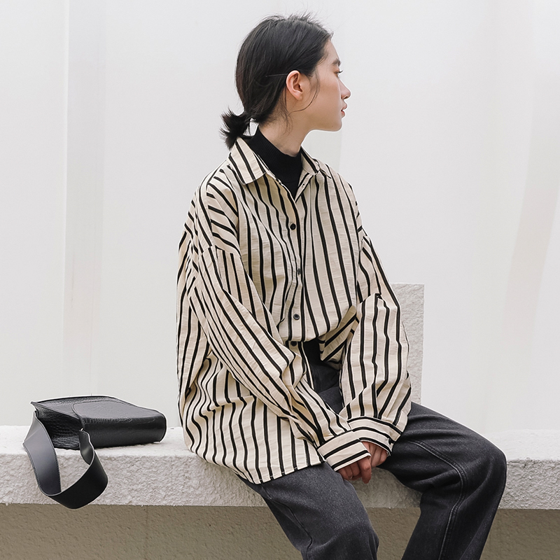 實拍2024春季條紋襯衫女韓版設計感洋氣很仙的上衣 寬鬆襯衣