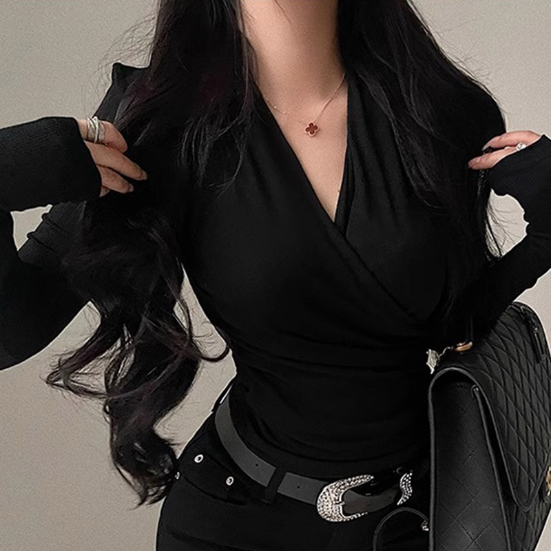 V領打底衫女春秋季新款洋氣收腰設計感長袖t恤內搭上衣