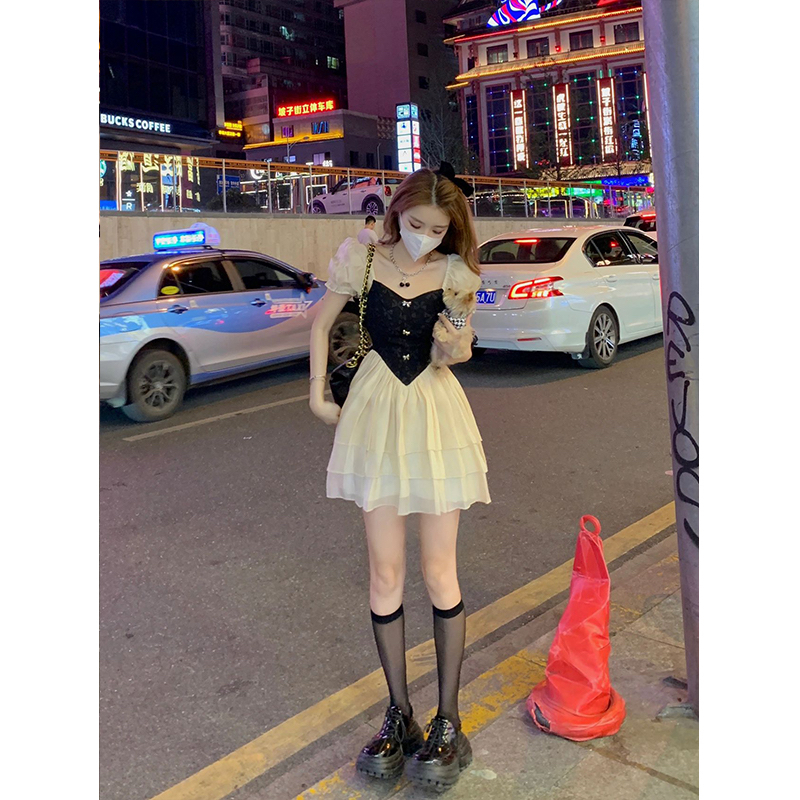 法式初戀甜美泡泡袖小個子連衣裙女夏季小眾設計高級感蛋糕短裙子