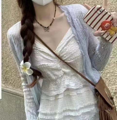 張貝貝ibell綠色環保紗線氣質溫柔針織衫女薄款設計感V領長袖開衫