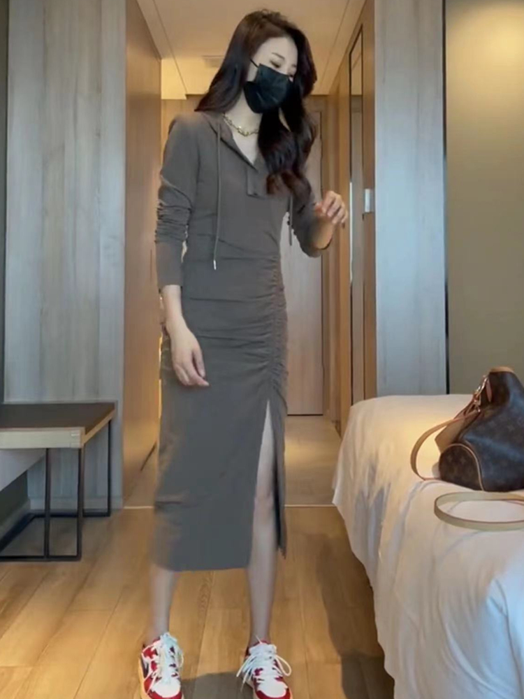 2024春裝連帽女中長款氣質開叉收腰顯瘦純欲褶皺休閒包臀長裙子