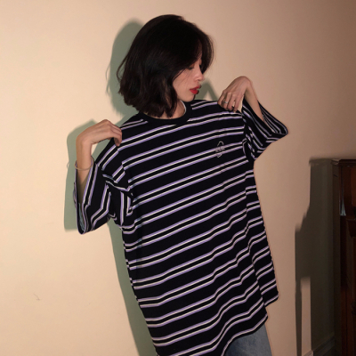 新款條紋短袖女上衣夏季寬鬆中長款刺繡打底T恤衫潮