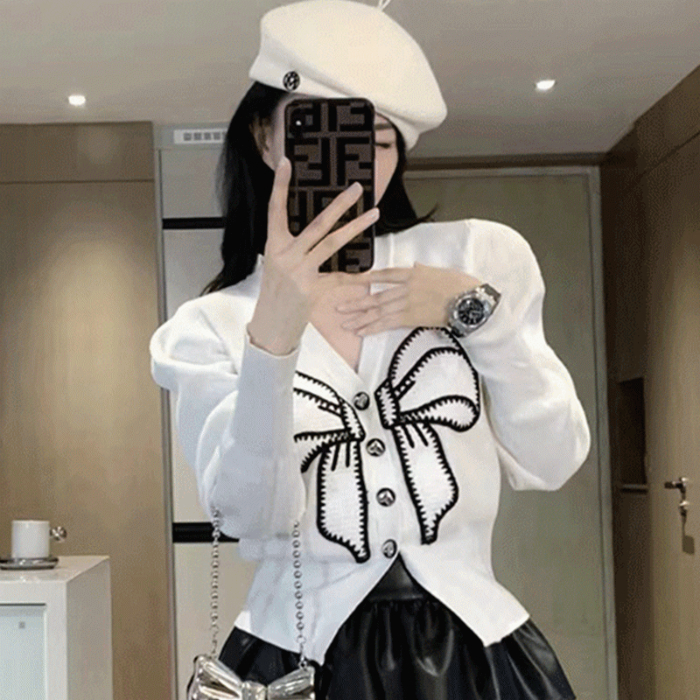 春季設計感鏤空針織衫長袖防曬開衫女裝法式甜美不規則日系上衣女