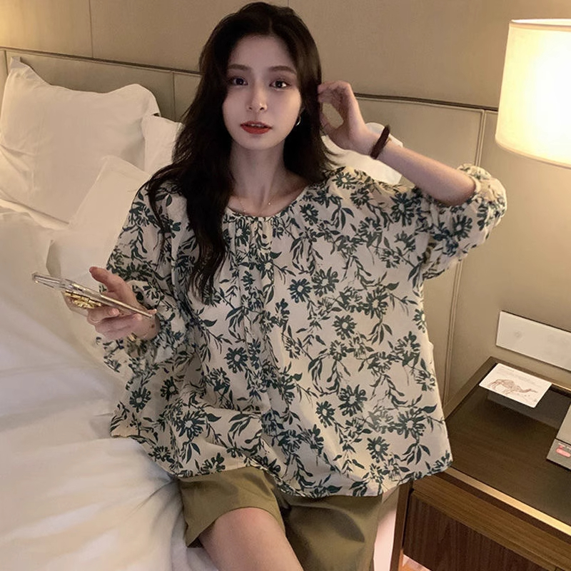 復古港風碎花襯衫女夏季薄款設計感薄款襯衣2024新款七分袖上衣潮