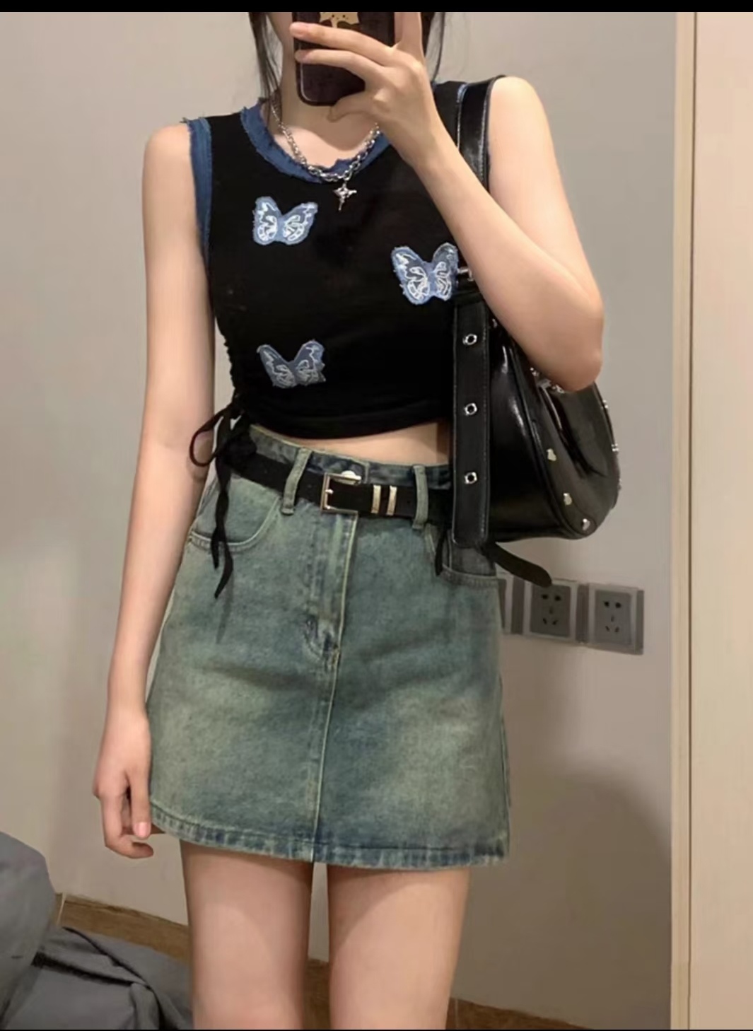 美式蝴蝶貼布抽繩綁帶背心女夏季新款甜酷辣妹顯瘦短款上衣服