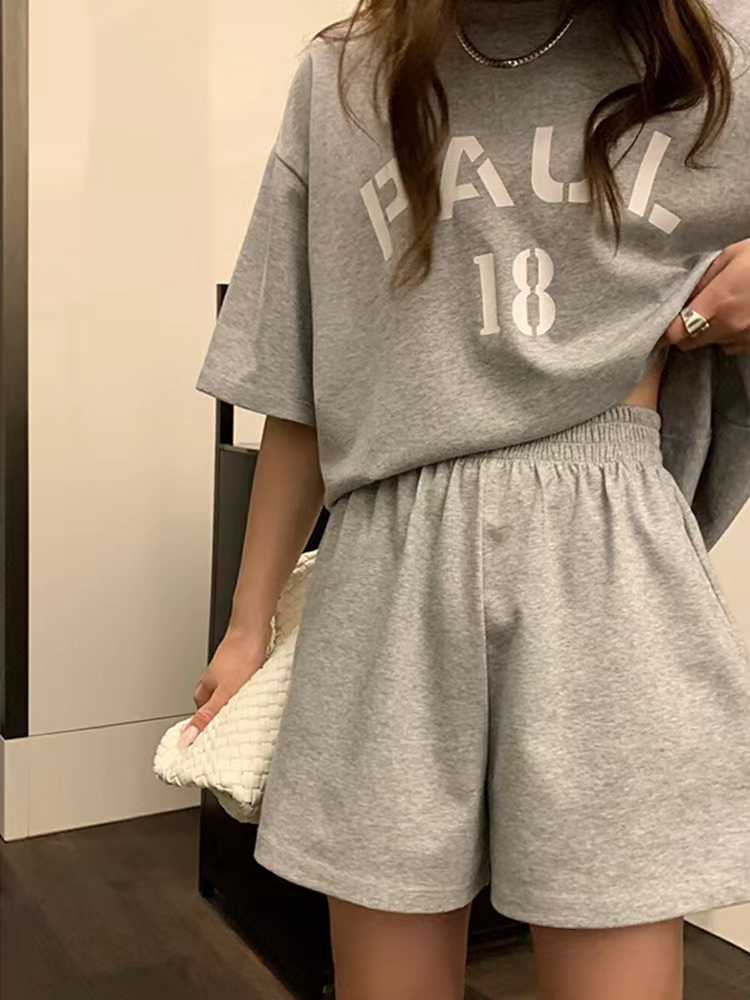 美式復古運動套裝女2024年夏季設計感字母印花上衣短褲休閒兩件套