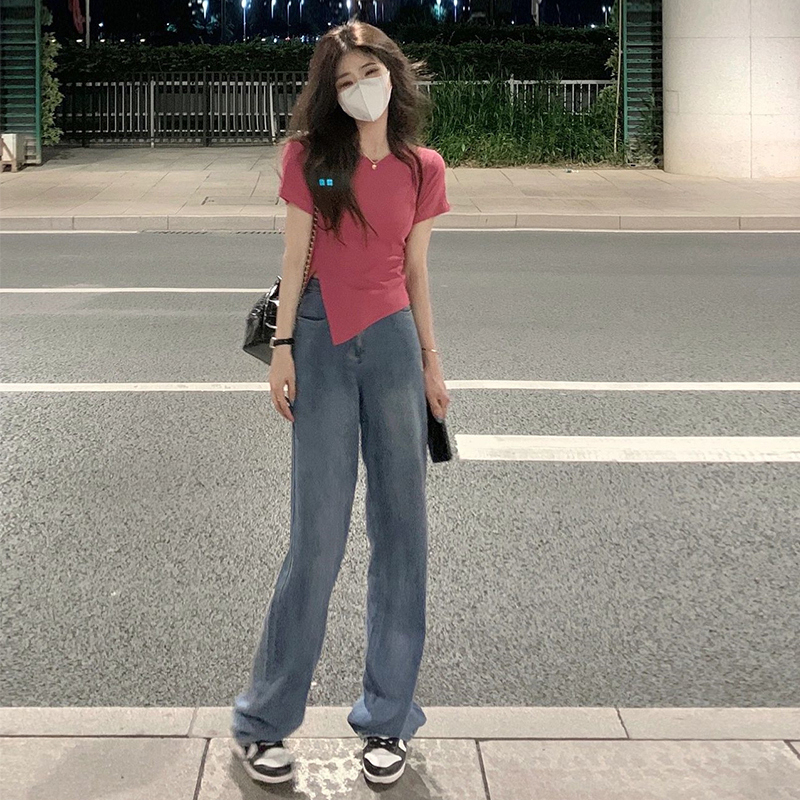 辣妹修身設計感小眾不規則粉色短袖t恤女夏正肩甜辣短款上衣