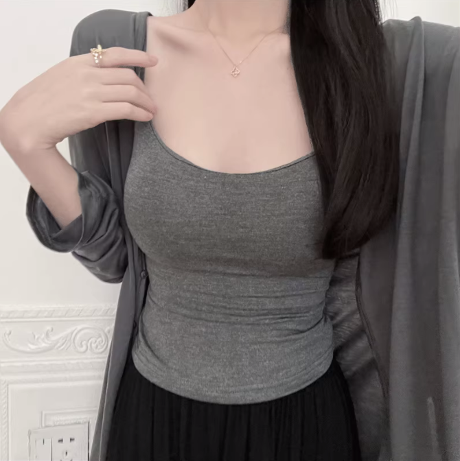 小吊帶背心女秋冬內搭打底衫春夏外穿帶胸墊顯胸美背文胸一體上衣