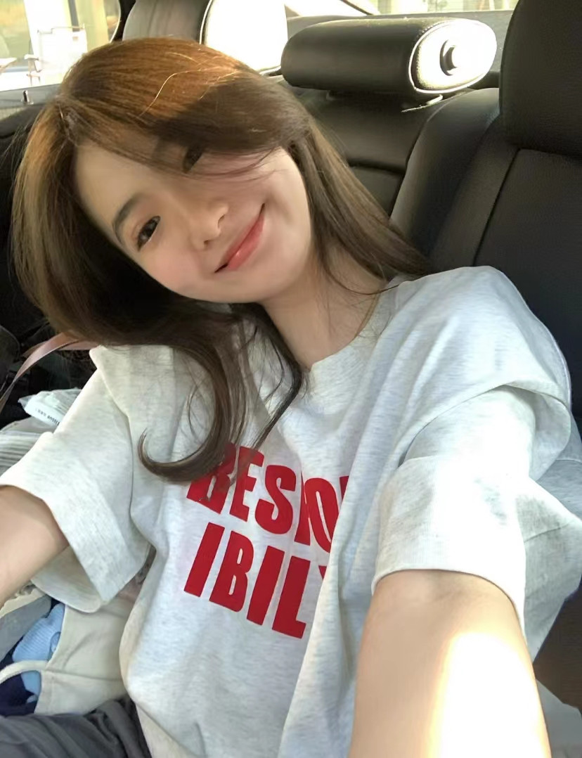 純棉重磅米灰短袖t恤女夏ins小眾設計感潮牌半袖chic港味落肩上衣