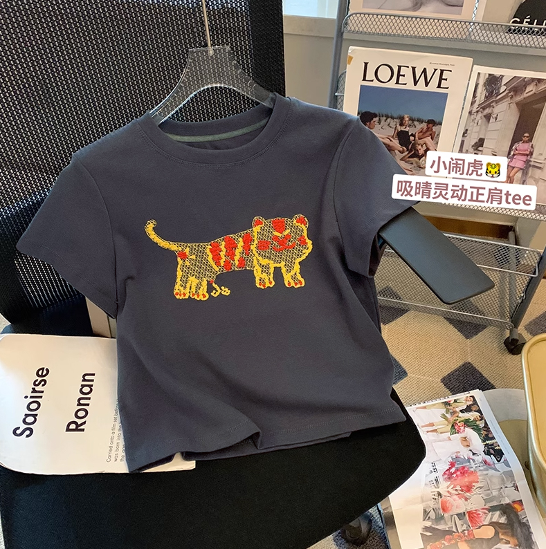 純棉後包條200克精梳緊密 新款短袖t恤女刺繡 天貓質量