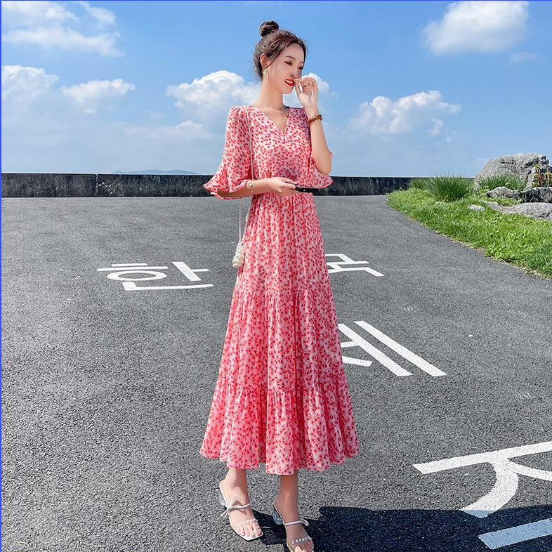 紅色碎花連衣裙女2024新款夏季雪紡長款顯瘦英倫風過膝a字蛋糕裙