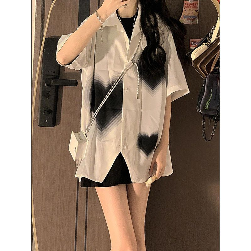 2024 summer new short-sleeved shirt for women, loose love design, niche oversize Korean style half-sleeved shirt