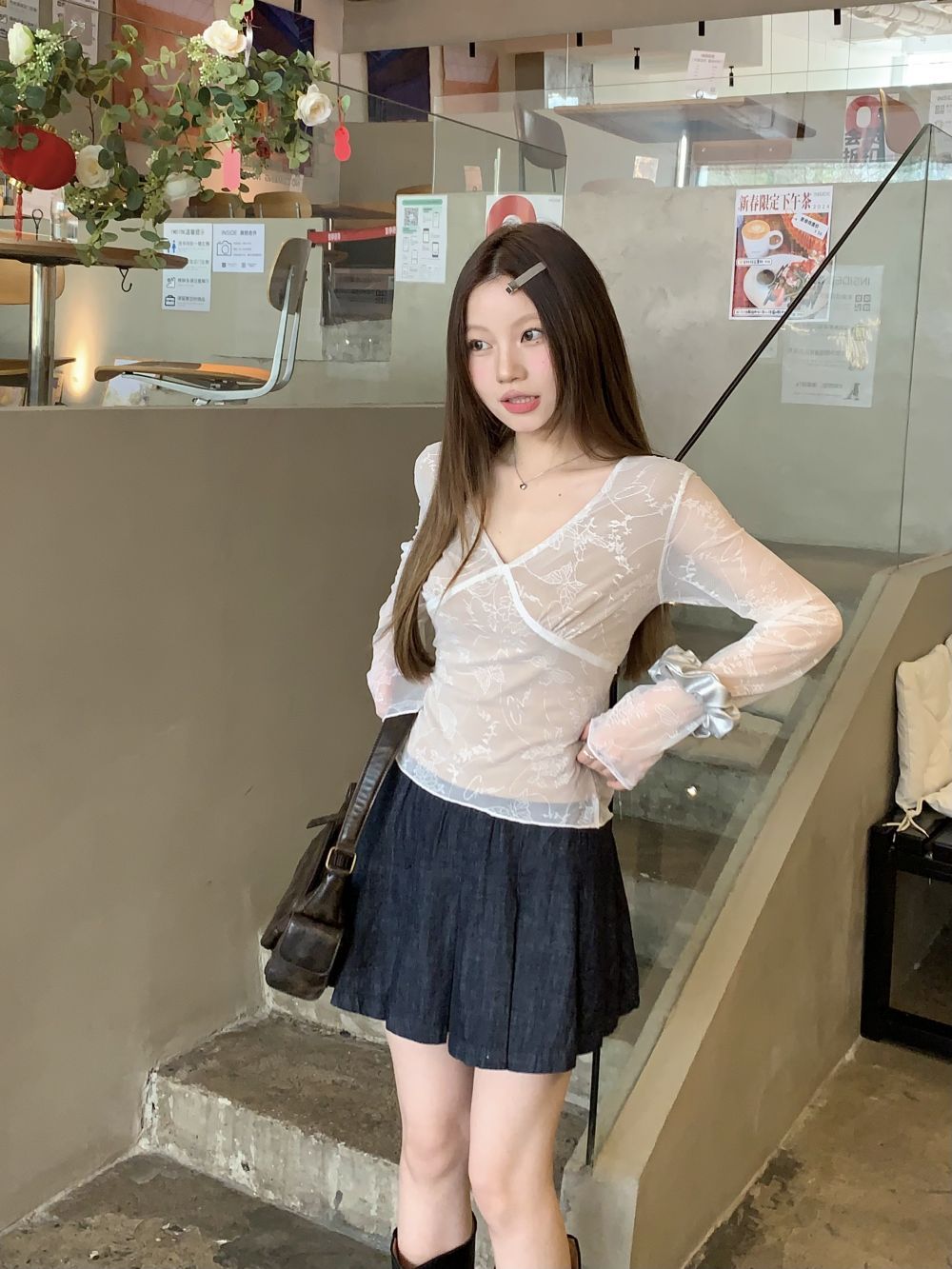 實拍三標齊V領假兩件長袖蕾絲打底衫女春內搭上衣