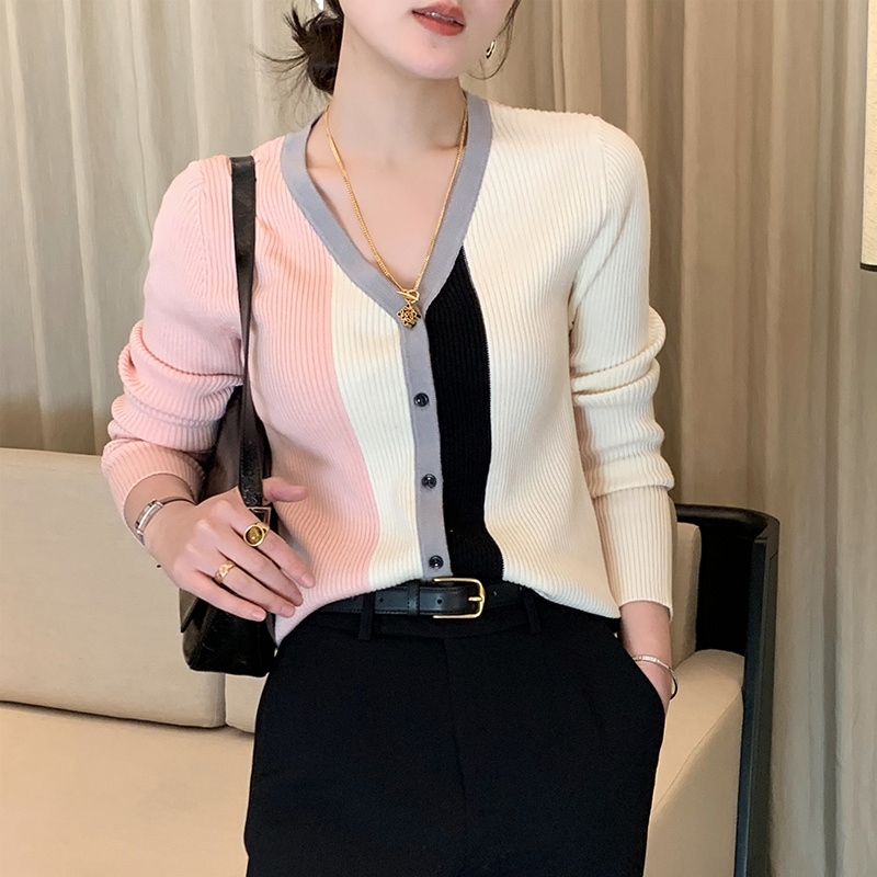 法式甜美撞色v領坑條針織開衫女裝2024早春新款溫柔漂亮毛衣上衣
