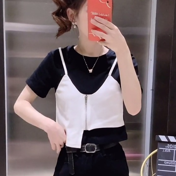 Irregular fake two-piece spliced ​​short-sleeved T-shirt for women with design sense and personality for small girls zipper tops summer trend