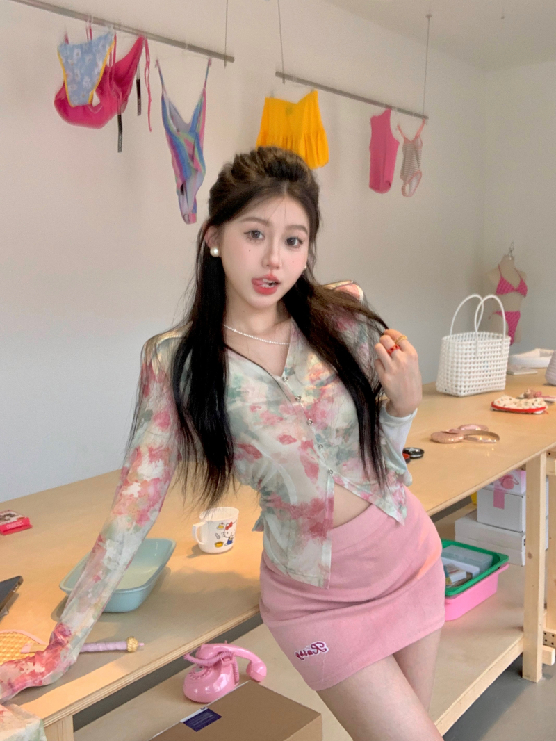 Actual shot of Dopamine Exquisite Slim Sweet and Cool Hot Girl Printed Mesh Sunscreen Shirt