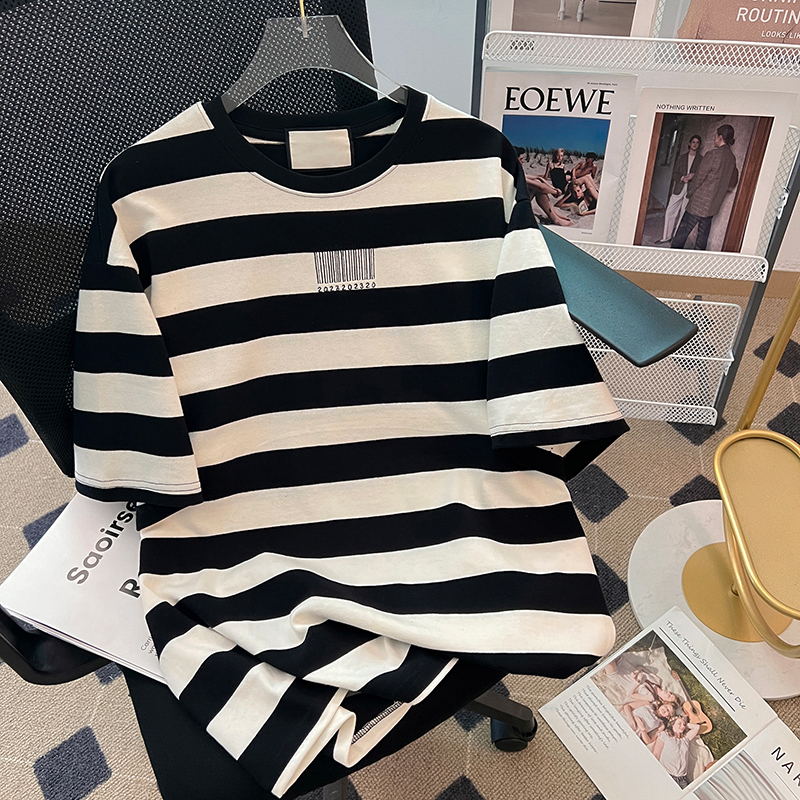 實拍  條紋短袖t恤女夏刺繡圓領新款上衣大碼女裝