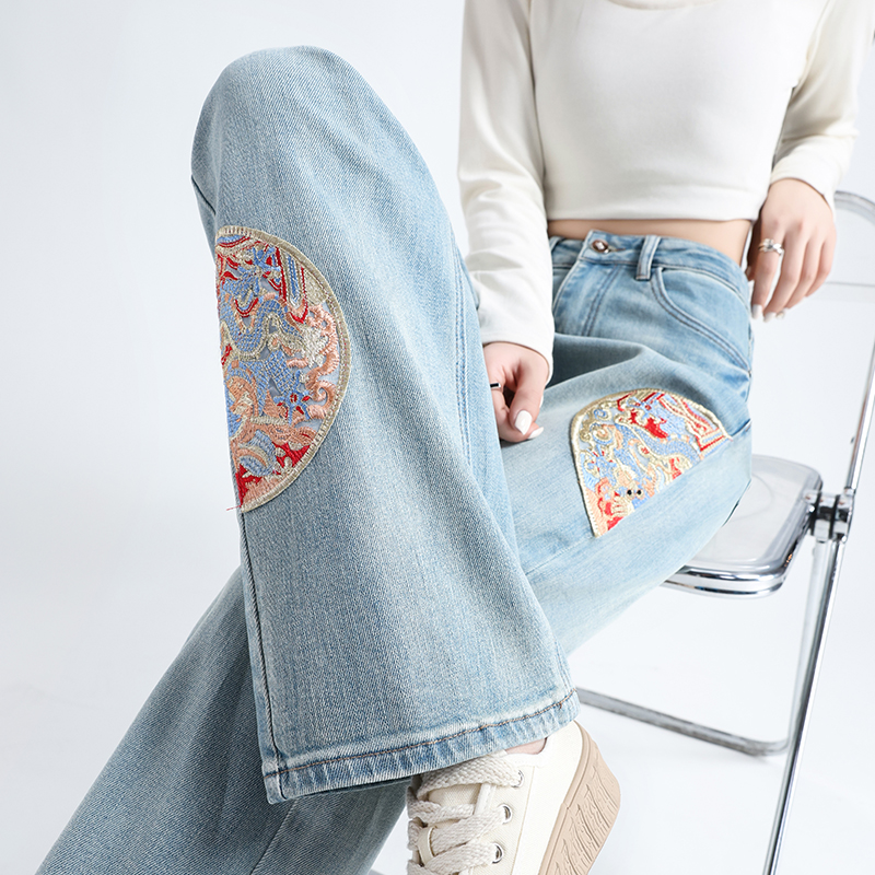 新中式國風刺繡牛仔褲女春裝2024年新款顯瘦高腰窄版闊腿直筒褲子