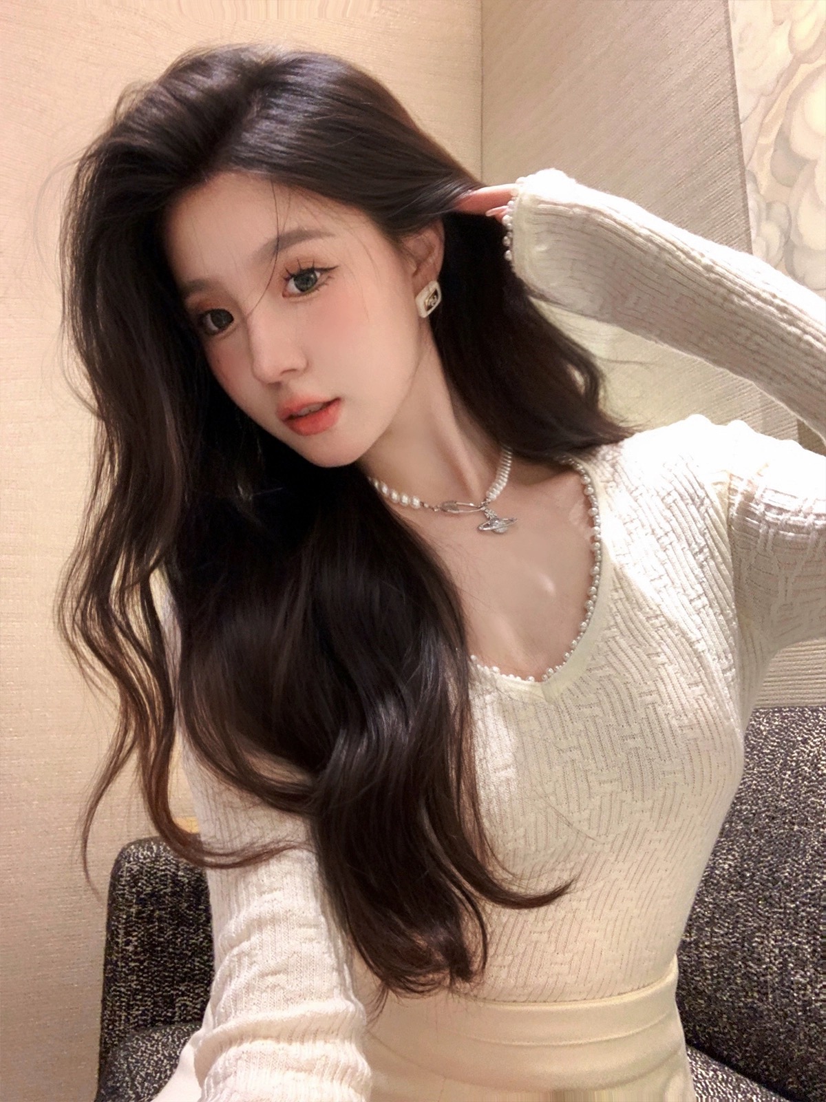 cchen陳陳 波斯綸打底衫_珍珠邊V領內搭保暖秋冬小個子百搭上衣女