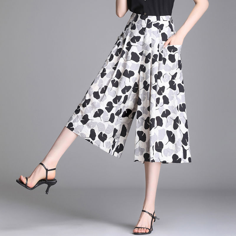 Chiffon culottes women's summer loose wide-leg pants 2024 new thin drapey culottes high-waisted casual three-quarter pants