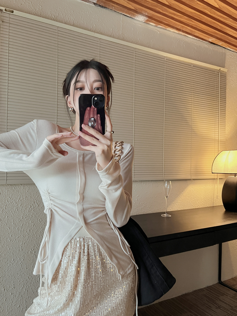 實拍 秋冬新款長袖圓領正肩小眾顯瘦收腰設計感t恤女