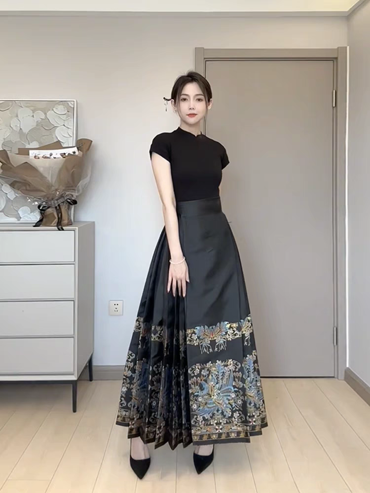 新中式女裝明制改良漢服成人黑色馬面裙套裝半身裙新款秋冬款