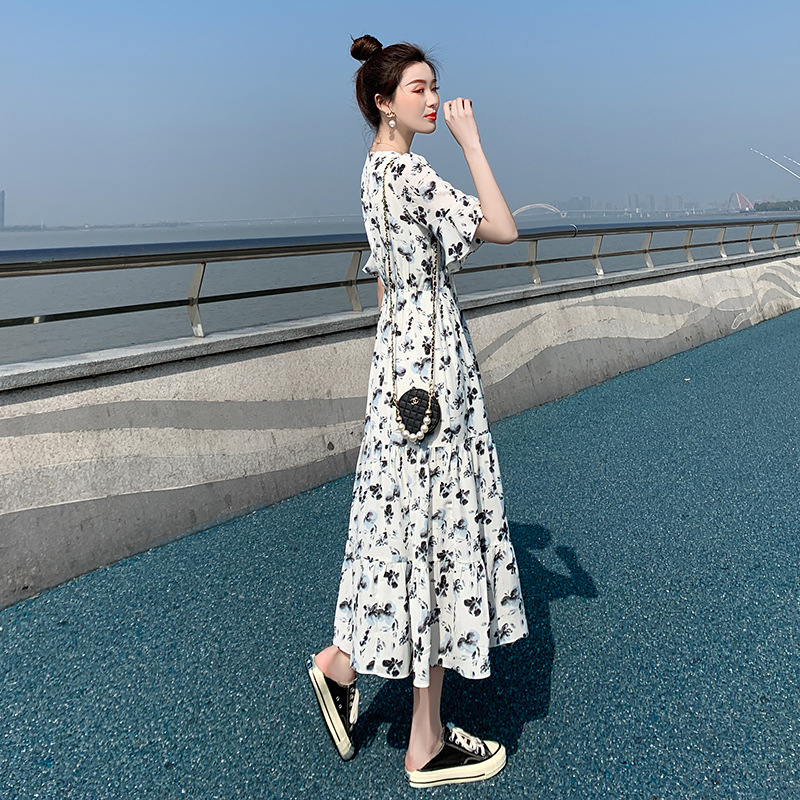 連衣裙女2024夏季新款氣質中長款短袖V領雪紡碎花荷葉袖大擺長裙
