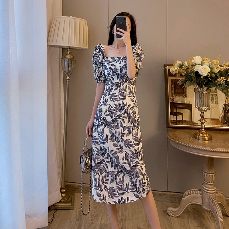 Floral Dress Women's 2024 Summer New Retro Square Neck Puff Sleeve French Style Slim Fit Long Skirt
