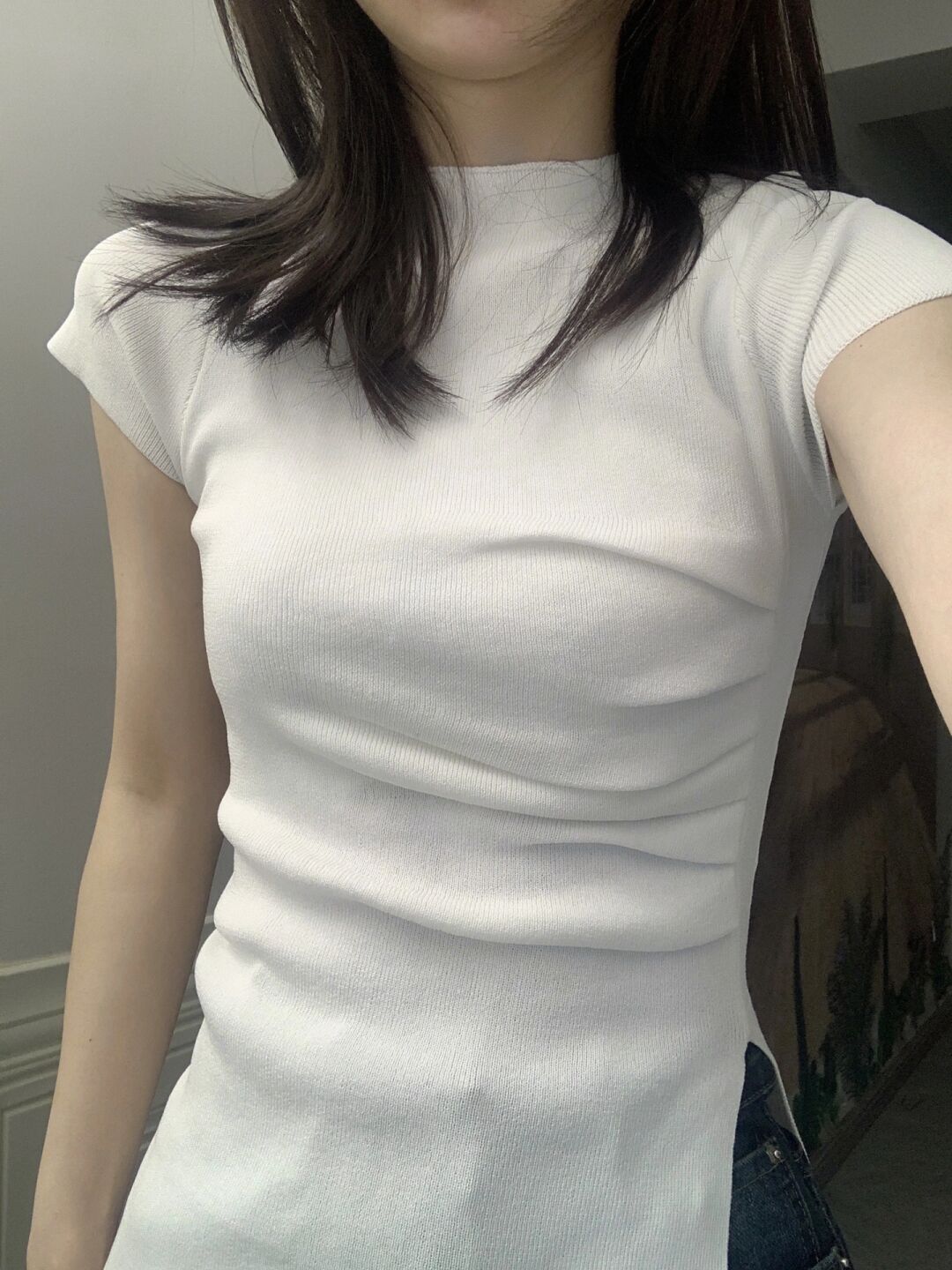 純欲辣妹白色半高領針織短袖t恤女夏季2024新款正肩收腰顯瘦上衣