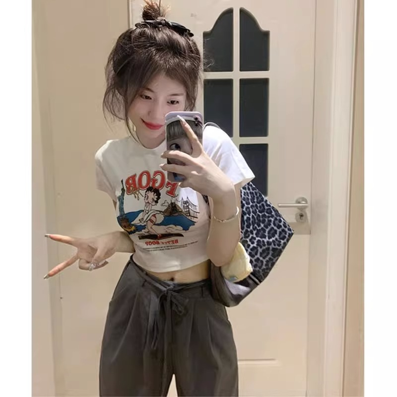 露臍t恤短袖女夏季美式辣妹風純欲獨特别致小上衣短款