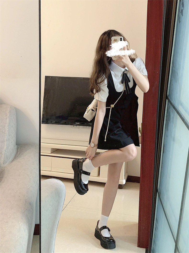 夏季俏皮活潑韓系chic溫柔穿搭甜美學院風上衣背帶連衣裙兩件套裝