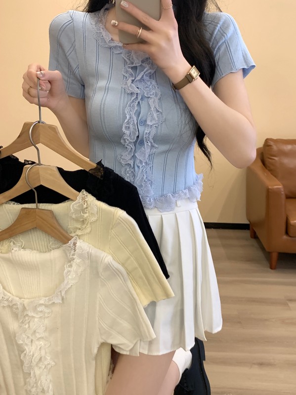 實拍2024新款法式氣質蕾絲花邊小個子修身甜辣妹針織短款上衣