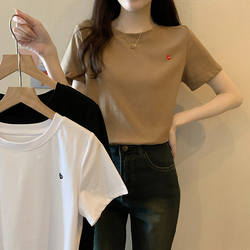 實拍 短袖t恤女夏刺繡花短款圓領上衣大碼女裝