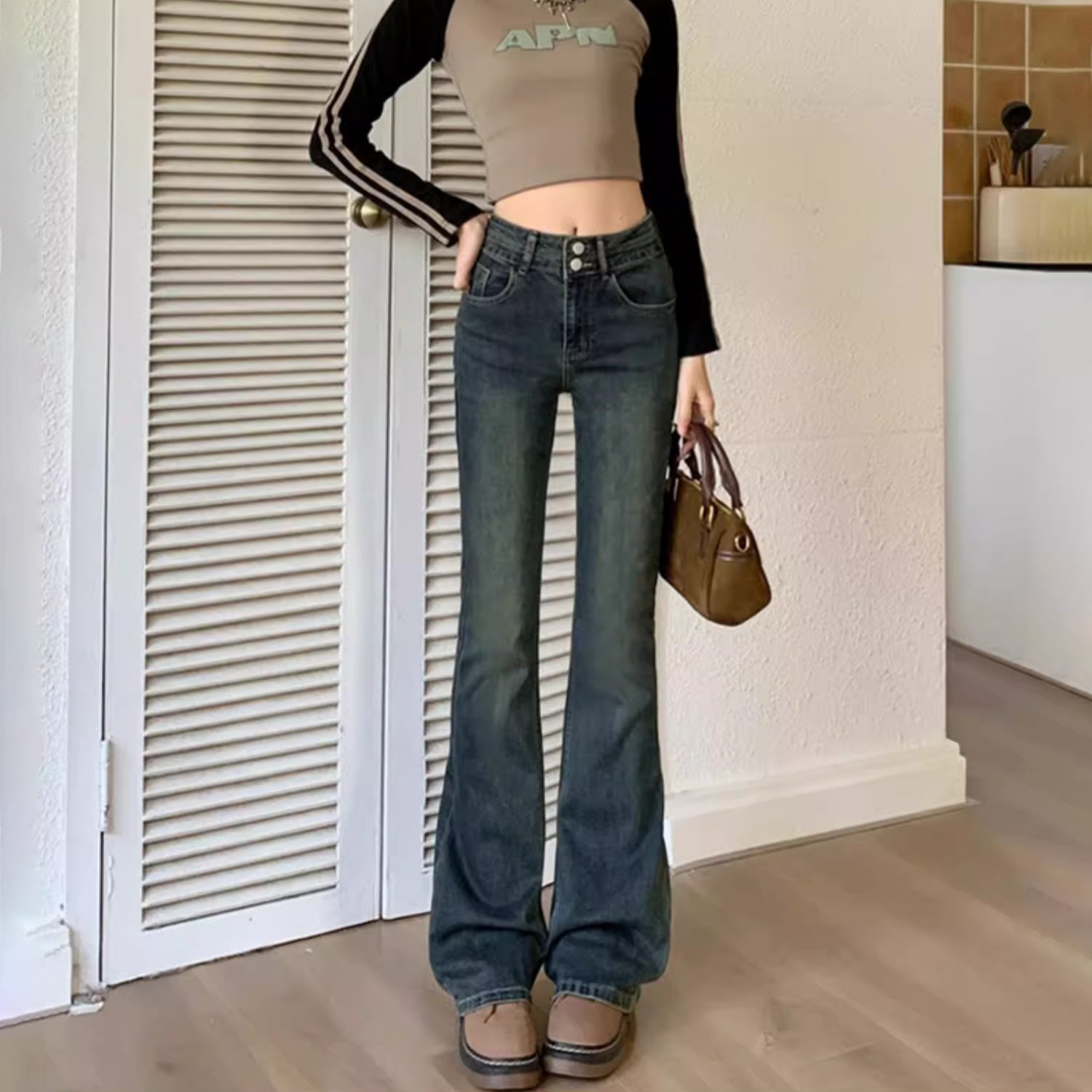 水泥灰微喇牛仔褲女2024春季新款小個子美式高腰復古拖地喇叭褲潮