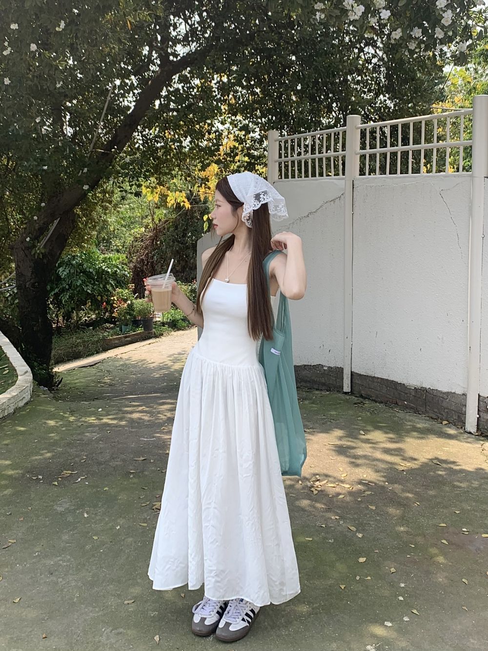 實拍三標齊法式氣質白色吊帶連衣裙女春裝長裙女