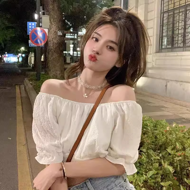 白色短款泡泡袖法式別致上衣女裝夏季短袖設計感襯衫