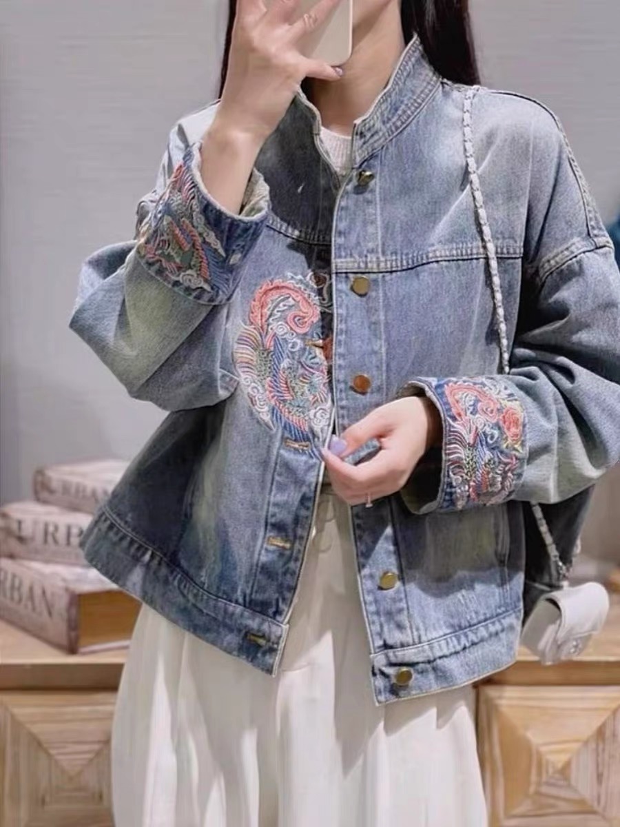 2024初春新款高級感國潮風復古重工刺繡設計感寬鬆牛仔襯衫外套女