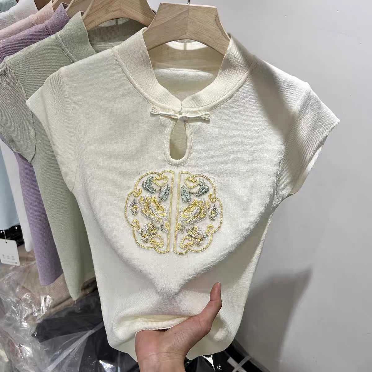 新中式立領鏤空重工國風刺繡盤扣短袖T恤女2024夏季修身顯瘦上衣