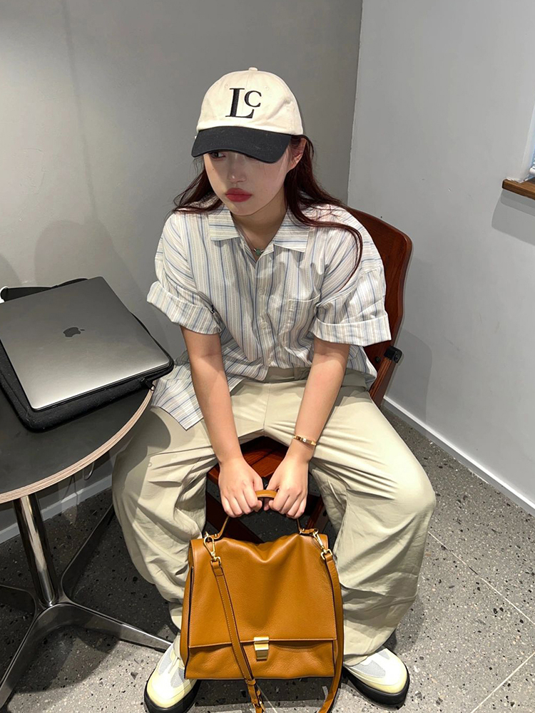 港風復古豎條紋襯衫女夏季寬鬆短袖襯衣設計感小眾字母上衣ins潮